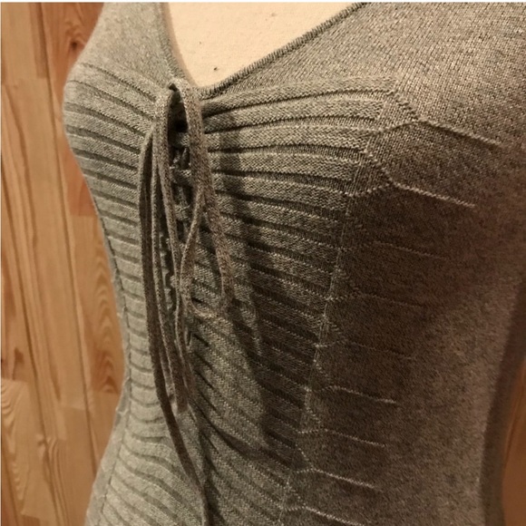 Gray knit sweater dress - Picture 2 of 10